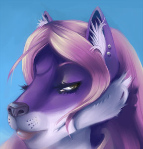 Amber Headshot by Arabesque