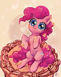 Pinkie on a Cake by lizombie