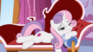 Sexy Belle by LunaticDawn
