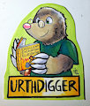 Urthdigger reads a book about E3!