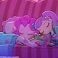 EG Shorts - Pinkie Sitting by lumineko