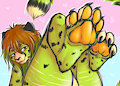 My paws by Farcuf