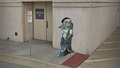Loitering by apis