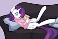 Rarity stares absentmindedly at the ice cream 2015