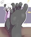 Xiu's toe ring