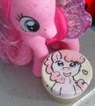 Pinkie Box