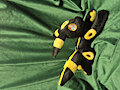 umbreon pocket plush by aleusha